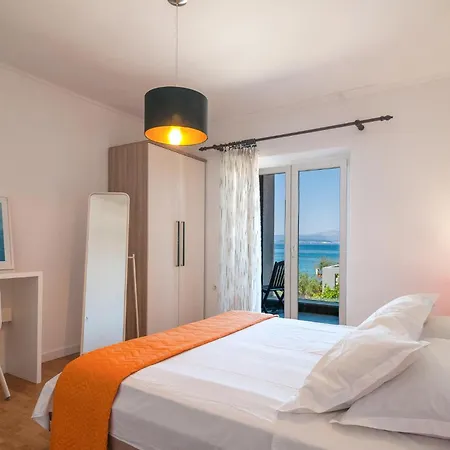 Awesome In With Kitchen Apartment *