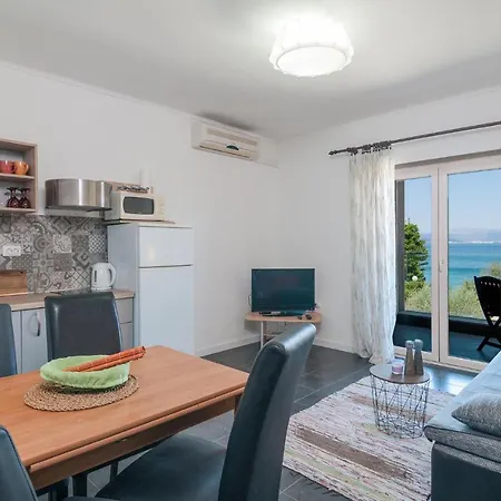 Awesome In With Kitchen *